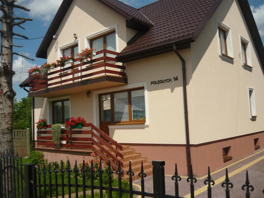 U Agi Appartement Nowogród Buitenkant foto